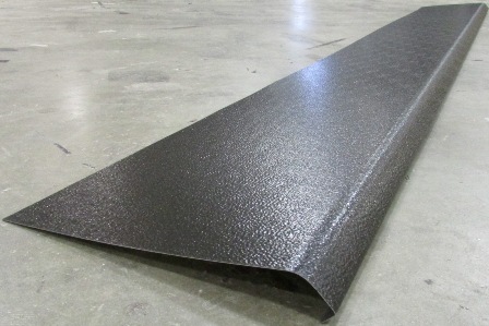 Skirt - Metal - 030 - 17" x 120" - 2" Rad - Black - SE - TK