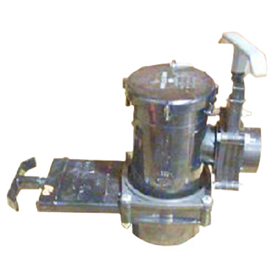 Valve - Term - 3 Hub x 1 1/2  - Dual Tee Valve - w/Cap - T18-03 - Valterra