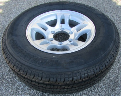 Tire - Trailer King II - ST225/75R15 E - PDW - 15" x 6" - 6-5.5 - Alum - Split - SPK - Slv